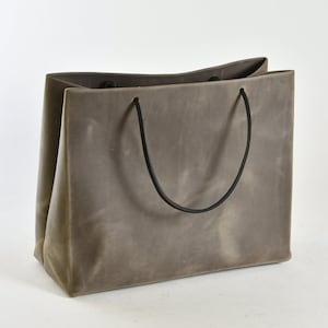 Minimalistische Graphitleder Tragetasche - Crazy Horse Leder - Vintage Matte Finish - Kleine Handtasche - Einzigartiges Geschenk für Sie