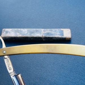Antique straight razor ,  HUGO RADER Solingen  88 Germany , straight razor , Antikes Rasiermesser
