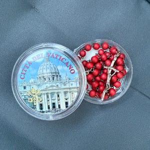 Италия Антикварные четки, Папа Иоанн Павел II Мост Макс Святой Бенедикт PAX центральная часть четок центральная медаль, красные бусины