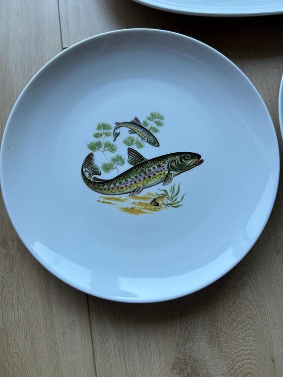 Set of Plates Schumann Arzberg Germany Bavaria With a Picture of