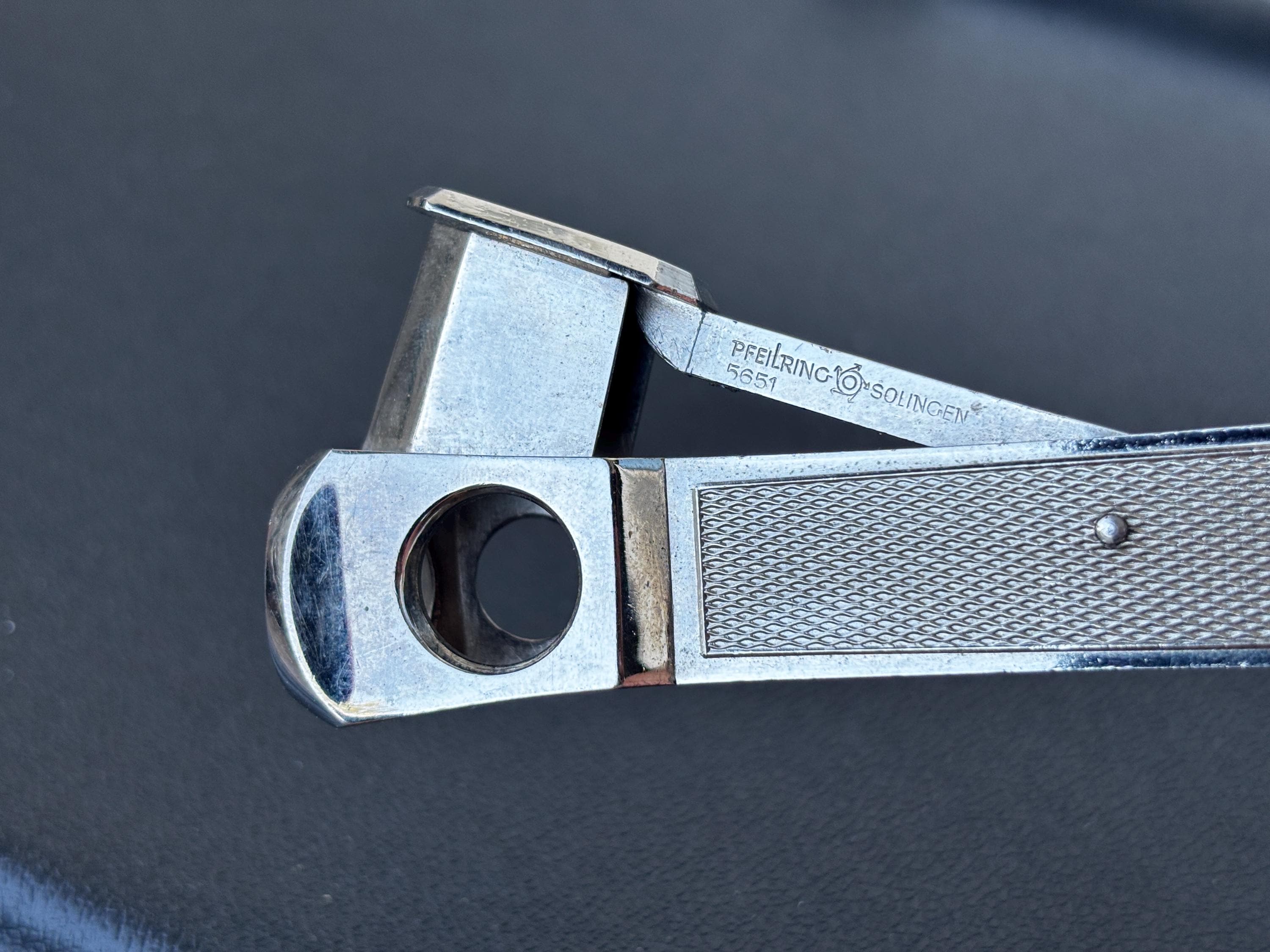 Solingen Pfeilring 5651 Vintage Cigar Cutter, Zigarrenschneider