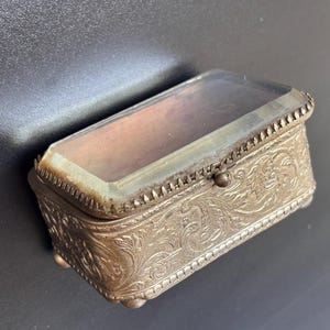 Antique Jewelry Box 1900s / French Jewelry Box / Bridal Gift French Boudoir Decor Ring Box / Gift Ideas French Antique Trinket Box