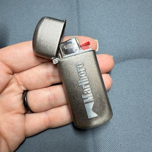metal lighter case with Marlboro logo
