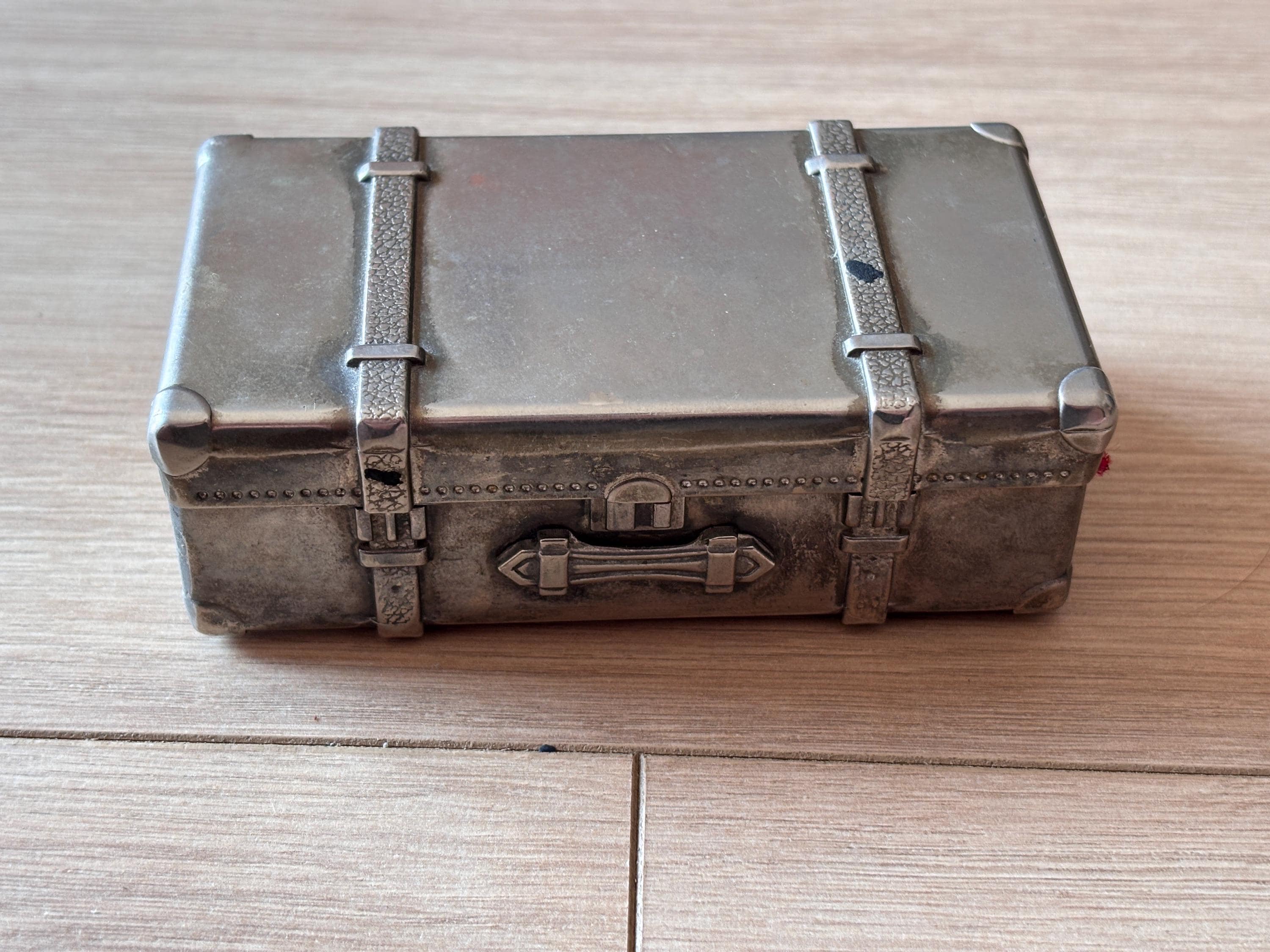 GODINGER 1991 Metal Suitcase Style Keepsake Box, Trinket Box