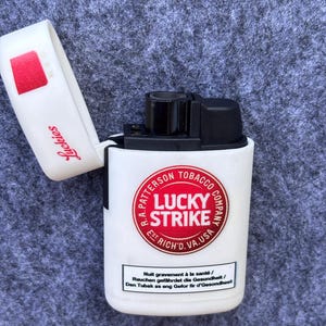lighter LUCKY STRIKE / American Tobacco / vintage style 90s