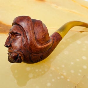 arab tobacco Arabian Ibraheem AlQurashi for women and men have for any perfume collection. Arab smoking a shisha pipe
