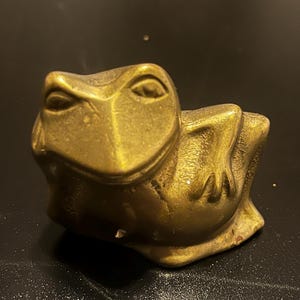 атунная аба , а , Messingkröte , Krötenfigur , Statuette der Figur , интаж - Antiquar , коллекция , латунная сова