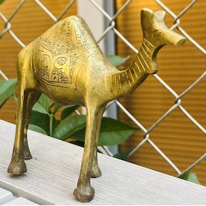 Vintage Solid Brass Camel Figurine - Decorative Middle Eastern Style Statue