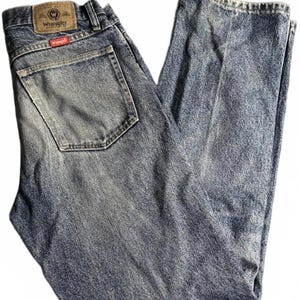 Vintage Wrangler Essential Faded Denim Jeans Size 33x32 image 1