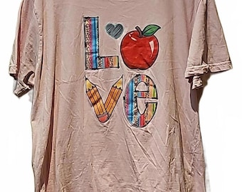 Boutique LOVE Lehrer Shirt. Größe XL