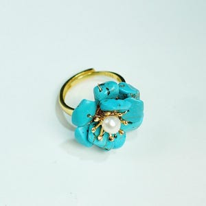 natural turquoise flower rings, birthstone pearl rings, gold floral rings, bridal anniversary gifts for her, vintage unique rings for women