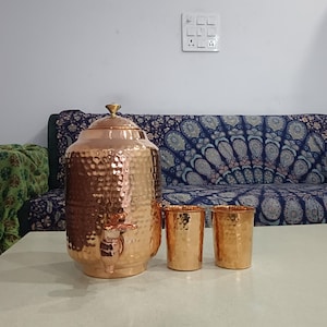 Handgjord kopparvattenkanna 3,5 l med glas: Dricksvattendispenser 3-delat set