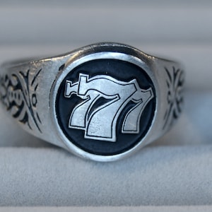 Anillo ganador de la máquina tragamonedas 777 - Juego de tragamonedas de casino de Las Vegas, azar, apuesta, suerte, RM101