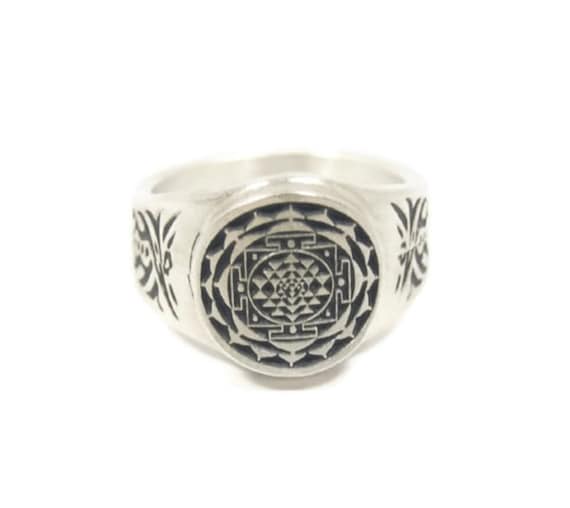 Natural Gomti (Gomati) Chakra silver finger ring — Devshoppe