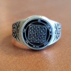 Second Pentacle of Saturn Ring - Pentacle Seal from The Key of Solomon
