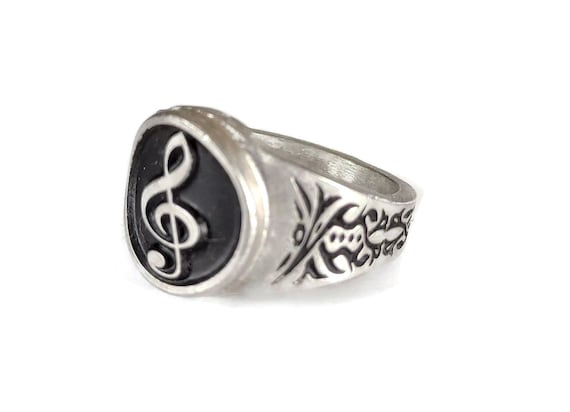 Treble Klef Musical Coin Medallion Ring – noatam