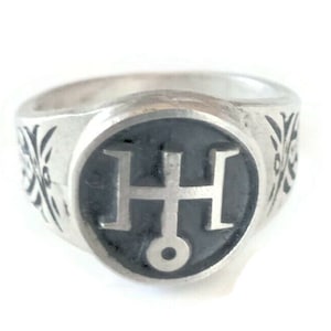 Uranus Symbol Ring - Astrology Freedom and Independence Rebellion & Nonconformity Jewelry RM151