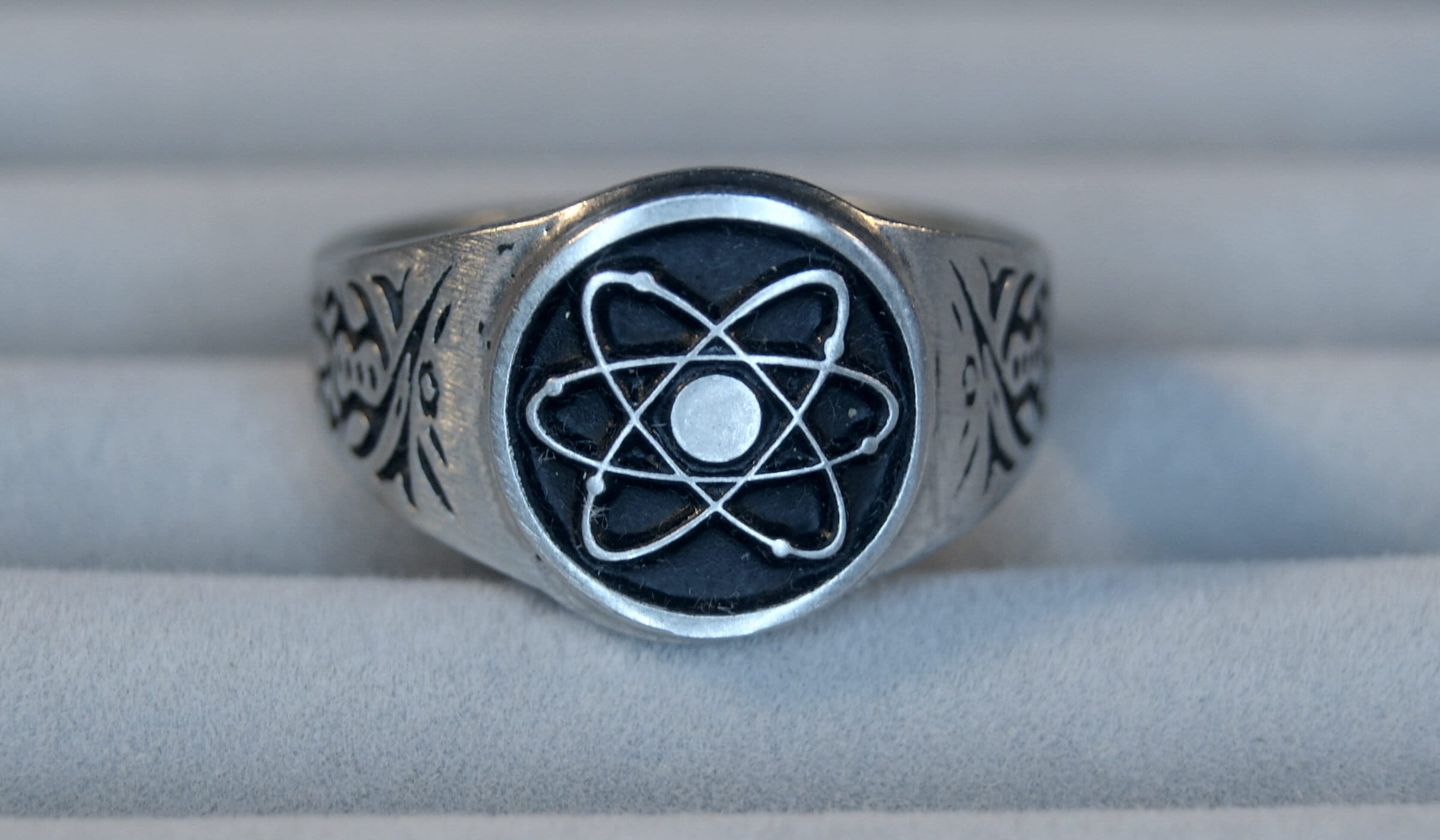 Atomic Ring - Atomic Whirl Atom Energy Symbol Atheism Rutherford Model ...