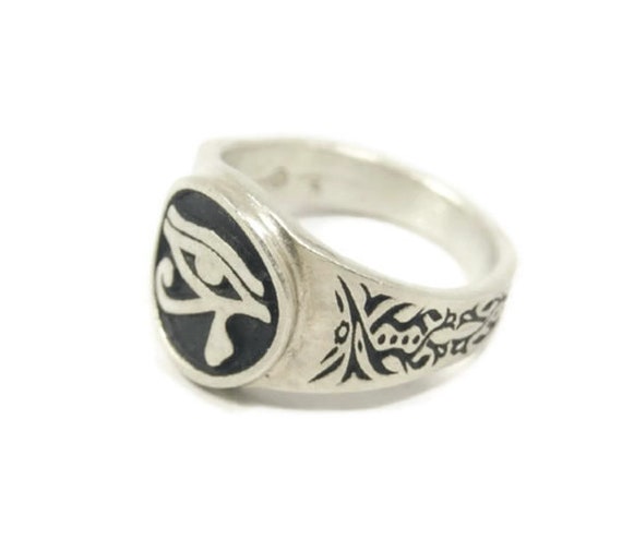 MM: Eye of Ra Udjat Egyptian Horus Ring