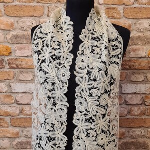 Exquisite Authentic Belgian Duchess Lace - 180cm Delicate Floral Design, Fine Yarn, Perfect Condition