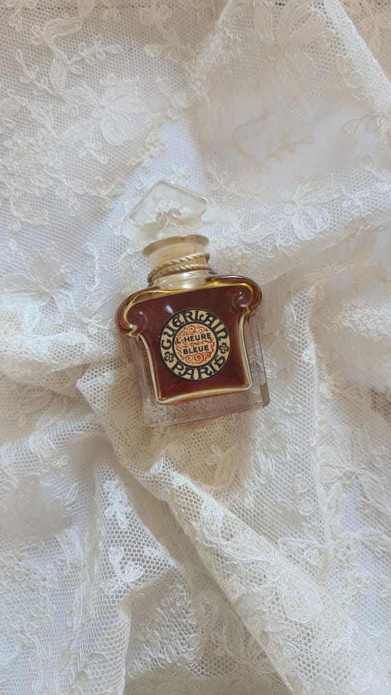 Guerlain L'Heure Bleue, 15ml Parfum Extrait - rare vintage perfume from the 80s - French Luxury
