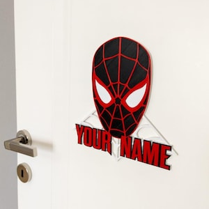 ブラックスパイダーネームサイン パーソナライズドアハンガー カスタムサイン 子供部屋装飾 ウォールアート 誕生日パーティーギフト 寝室