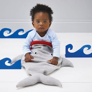 Baby Shark Bag Handmade Knitted Baby Costume, size 3-12 months image 2