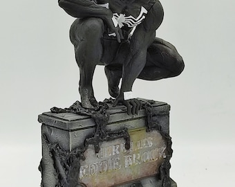 Spider man Venom 3D printer and painted figure