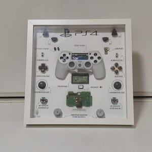 Shadow Box White PS4 Gaming Controller, Gamer Decoration, Video Game Controller Frame, Gamer Gift, Gaming Setup Decoration, Gaming Wall Art