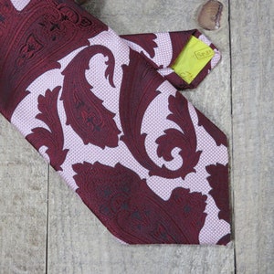 Vintage Kitschy Pink and Burgundy Tie 1970s Sears Mens Store Disco Era Wide Necktie