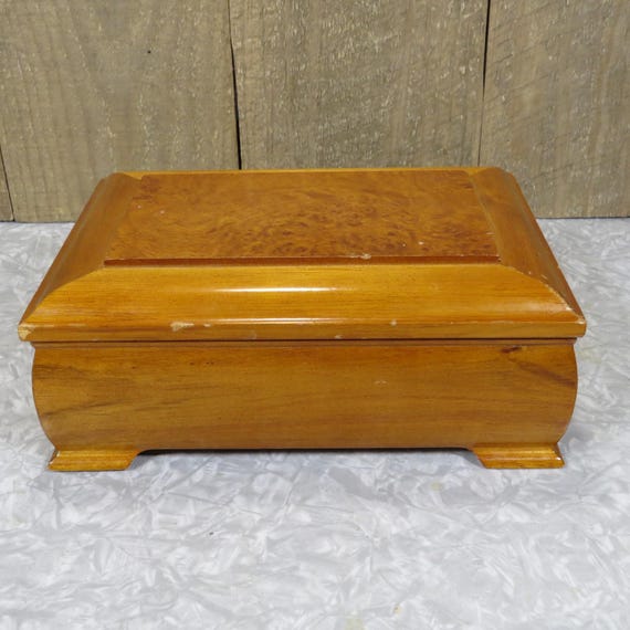 Wood Midcentury MELE Jewelry Music Box View 3