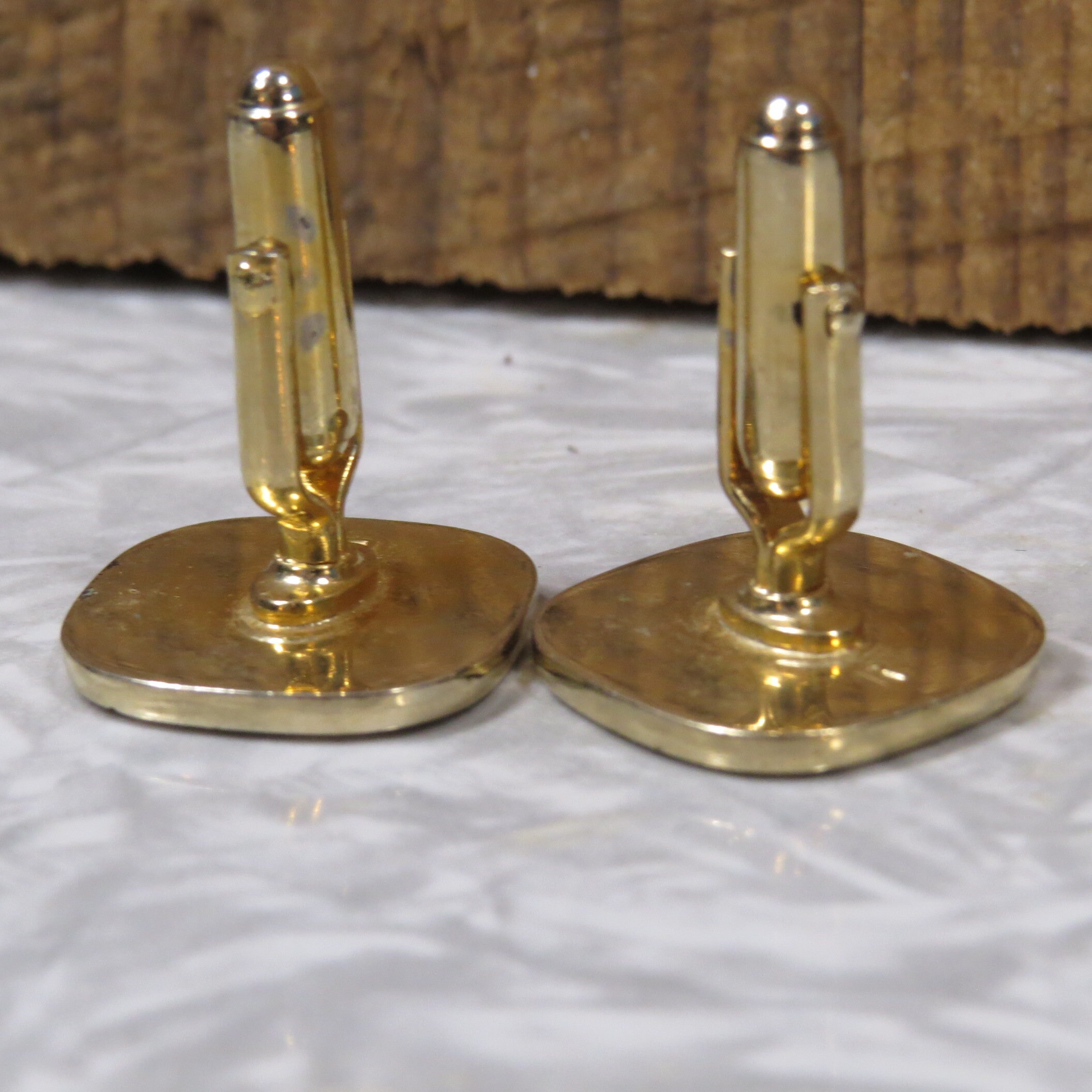 Boutons De Manchette Vintage Américains Années 60 - Laiton Doré - Occasion