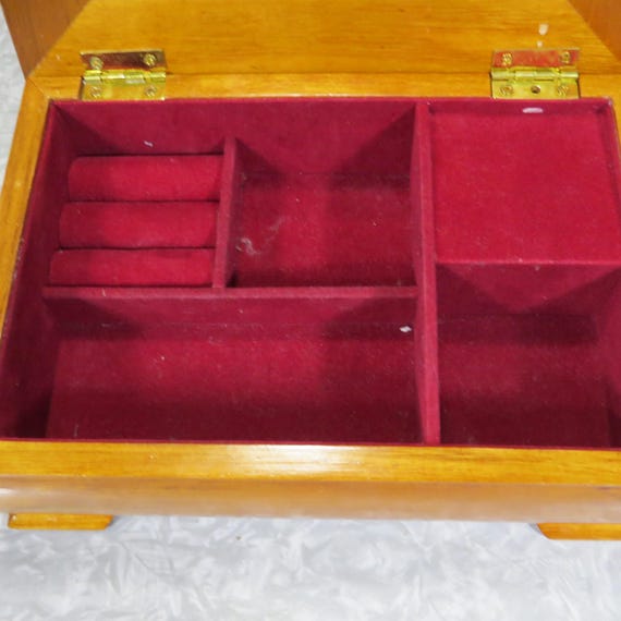 Wood Midcentury MELE Jewelry Music Box View 2