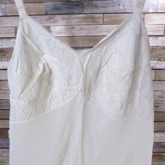 Sears Sexy White Lacy Trim Adjustable Full Slip V… - image 2