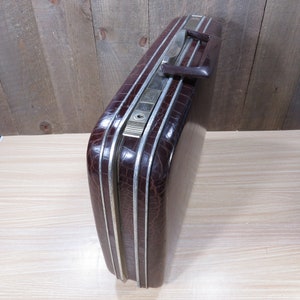 Vintage Samsonite Brown Alligator Hard Sided Briefcase image 3