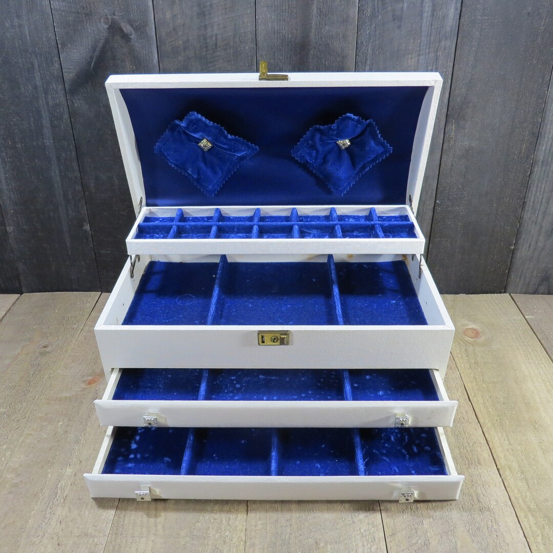 Vintage Mid Century MELE Jewelry Storage Box, Large 16 X 9 X 7.5 Inches