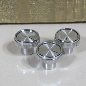 Vintage Silver Metal Radio Knobs – Set of 3 Replacement Dials, Mid-Century Style (kbAC)