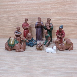 Vintage Midcentury Hand Painted Ceramic Christmas Nativity 11 Piece Set