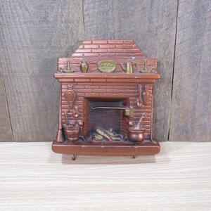 Colgante de pared vintage de loza para chimenea, placa de pared kitsch de mediados de siglo con ganchos para llaves