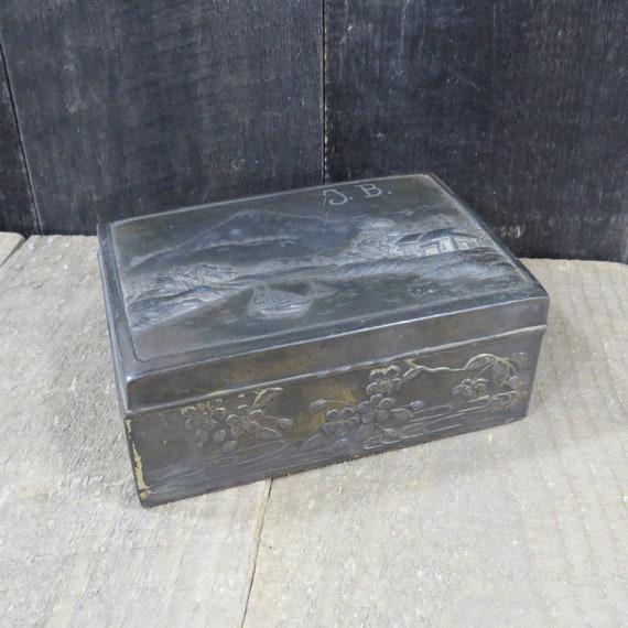 Vintage 1920s Heavy Metal Asian Design Trinket Box