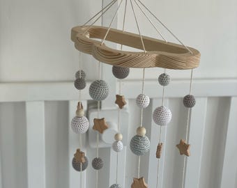 BABYMOBIEL gehaakte MAGGA voor babybedje, wieg mobiele ster, mobiele baby met sterren, geboortecadeau, doopcadeau, kinderkamerdecoratie