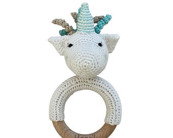 Personalized wooden grasping toy, baby gift, grasping toy with name, motor skills toy unicorn crocheted