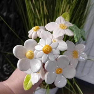 SET OF 10 Ceramic flowers daisy hellebores ivy ( set 1)