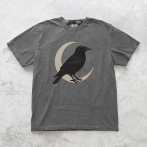 Moon Crow Shirt, Gothic Raven Graphic Tee, Crescent Moon Bird T-Shirt, Witchy Dark Aesthetic Shirt, Unisex Relaxed Fit, Mystical Nature Gift