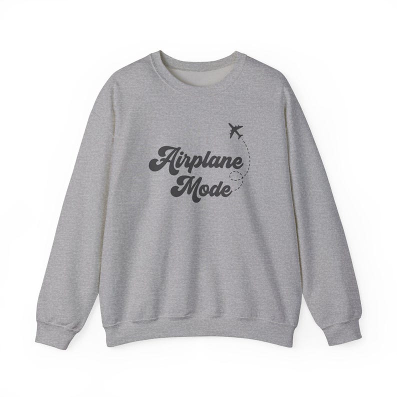 Flugzeug-Modus Sweatshirt, Unisex Reise-Liebhaber Rundhalsausschnitt, Urlaubs-Modus Shirt, lustiges Reise-Geschenk für sie Ihn, Pilot Geschenk, Abenteuer Sweatshirt Bild 9
