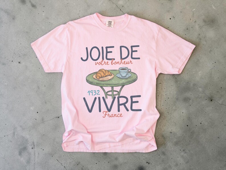 Joie De Vivre-skjorta, fransk caféskjorta unisex, Comfort Colors-tröja, Paris-skjorta, gåva för Frankrikeälskare, croissantskjorta, vintagefransk t-shirt bild 5