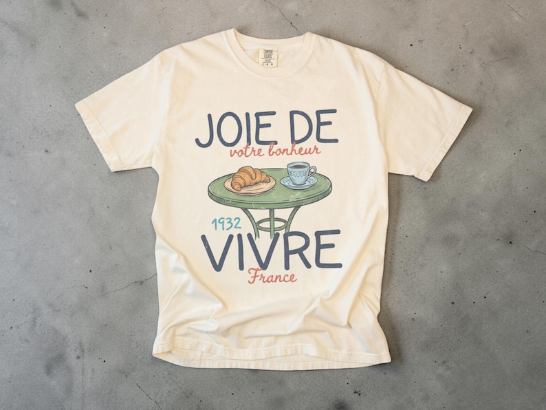 Joie De Vivre-skjorta, fransk caféskjorta unisex, Comfort Colors-tröja, Paris-skjorta, gåva för Frankrikeälskare, croissantskjorta, vintagefransk t-shirt bild 1