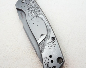 Kershaw Scour knife, engraved with the Great Wave and Mount Fuji