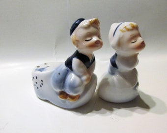 Dutch Kissing Sitting on Clogs Numbered Salt and Pepper Shakers