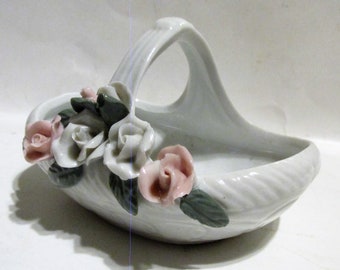 3 Vintage Capodimonte Woven Porcelain Basket Ring Dishes Italian Faience Bowls Majolica Spaghetti ware Reticulated Shabby Chic Kitsch Decor